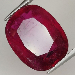 5.32ct Tourmaline Rubellite Coupe Ovale 12.70x9.96mm