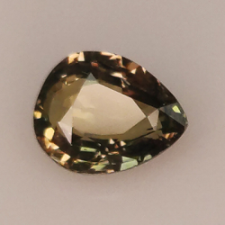 1,54ct Zafiro cambio de color 7,79x6,35mm