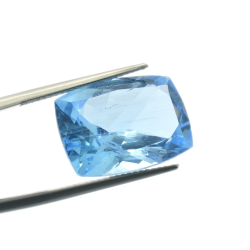 17,32 ct Blue Topaz Coussin