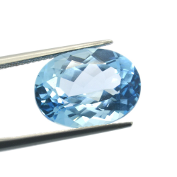 12,14 ct Blue Topaz Ovale Cut