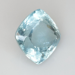 8,85ct Aguamarina Talla Cojín 12,15x11,85mm