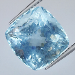 8,85ct Aguamarina Talla Cojín 12,15x11,85mm