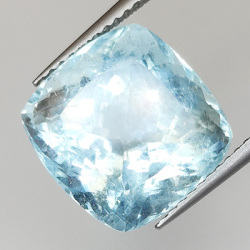 8,85ct Aguamarina Talla Cojín 12,15x11,85mm