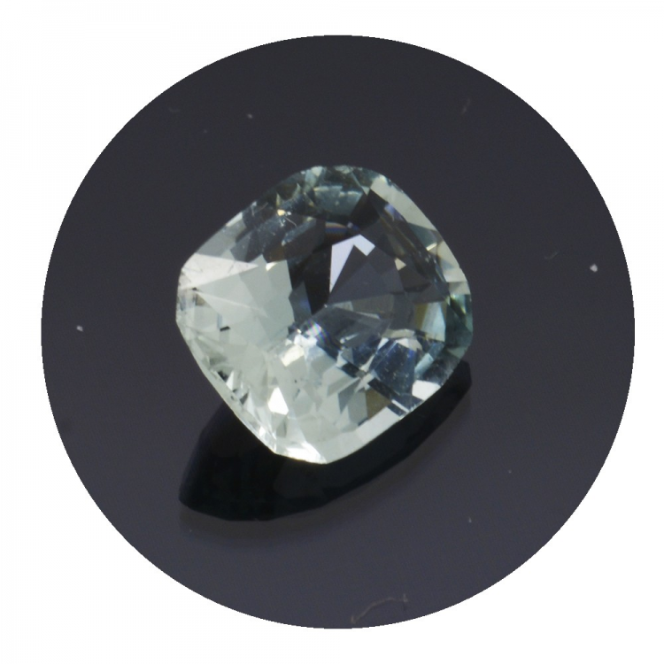 1,43 ct.. Acquamarina in Faccettato Cuscino