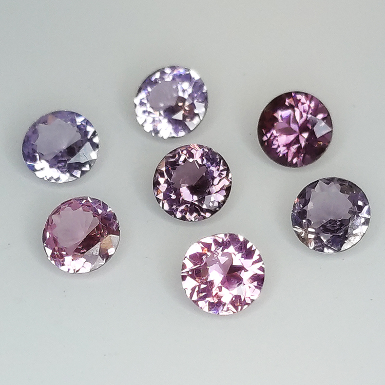 1.97ct Spinel Round Cut 4.2-4.3 mm