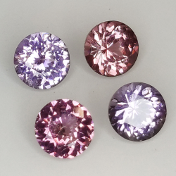 1,49ct Spinell Rundschliff 4,4 to 4,5mm