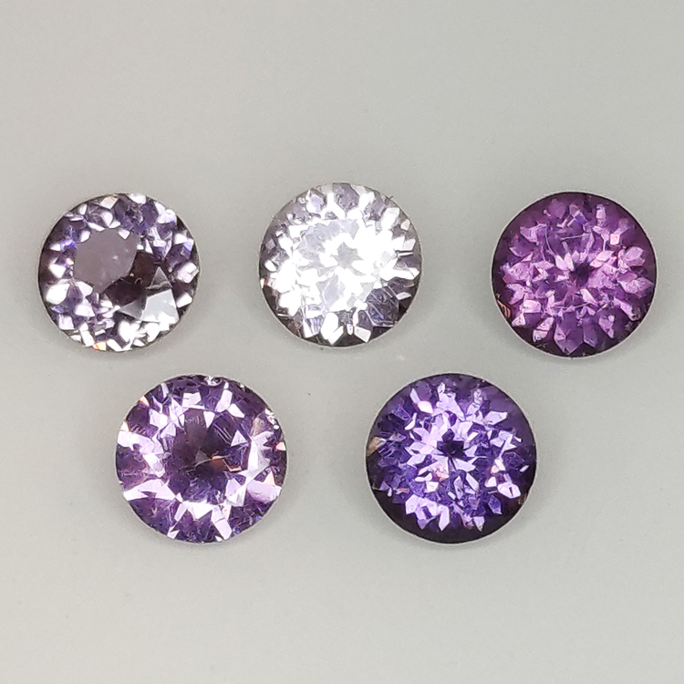 1,80ct Spinel Round Cut 4.4-4.5mm