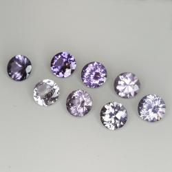 Spinello da 2,66 ct, taglio rotondo, 4,2-4,3 mm