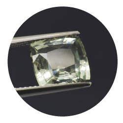 2,28 ct.  Aguamarina Talla Schere