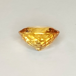 Granato hessonite da 3,03 ct taglio ovale 9,48x8,58 mm