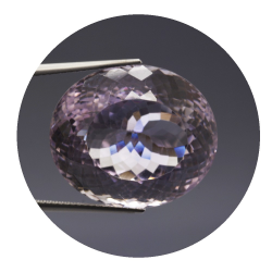 49,77 ct rosa Amethyst aus Frankreich 29,75 x 20,32 mm