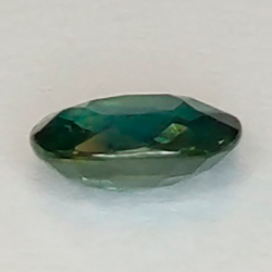 0,98ct blauer Saphir im Ovalschliff, 6,70 x 5,40 mm