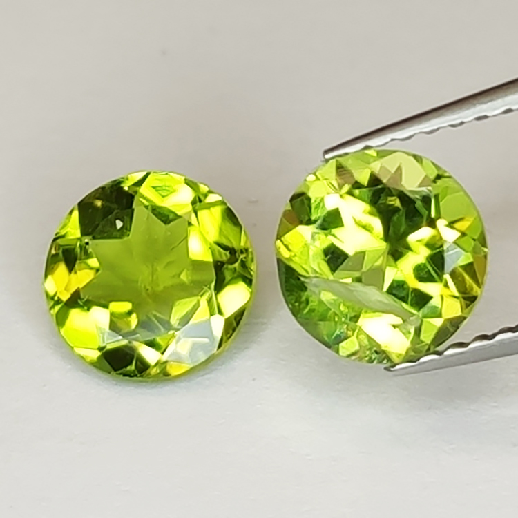 copy of Rundschnitt Peridot 7mm 1pz