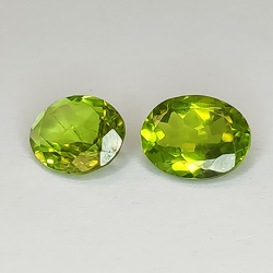 Oval geschnittener Peridot 9x7mm 1pz