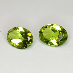 Peridoto talla oval 8x6mm 1pz