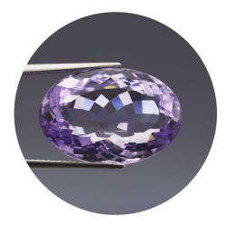 Ametista rosa da 24,16 ct proveniente dalla Francia, 23,04x15,84 mm