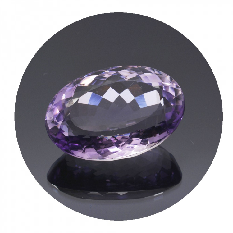 24,16 ct rosa Amethyst aus Frankreich 23,04 x 15,84 mm