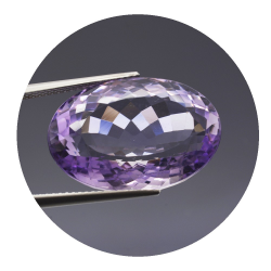 Ametista rosa da 29,27 ct proveniente dalla Francia, 21,70x17,82 mm