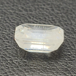 1,38 ct Smaragdschliff-Moissanit 6,80 x 5,85 mm