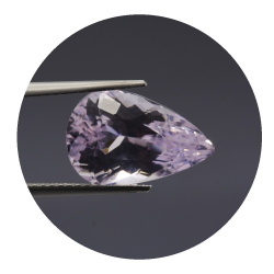 4,87ct. Kunzite in Sfaccettato Goccia