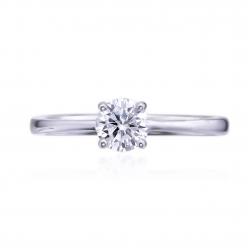 Moissanite and 925 Silver Ring