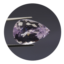 12,27 ct Kunzite in Sfaccettato Goccia