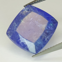 8,86 ct blauer Tansanit im Kissenschliff, 13,14 x 11,92 mm