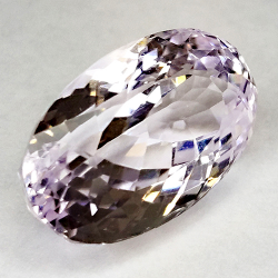 12,82 ct Kunzita Talla Oval 17,43x10,90mm.