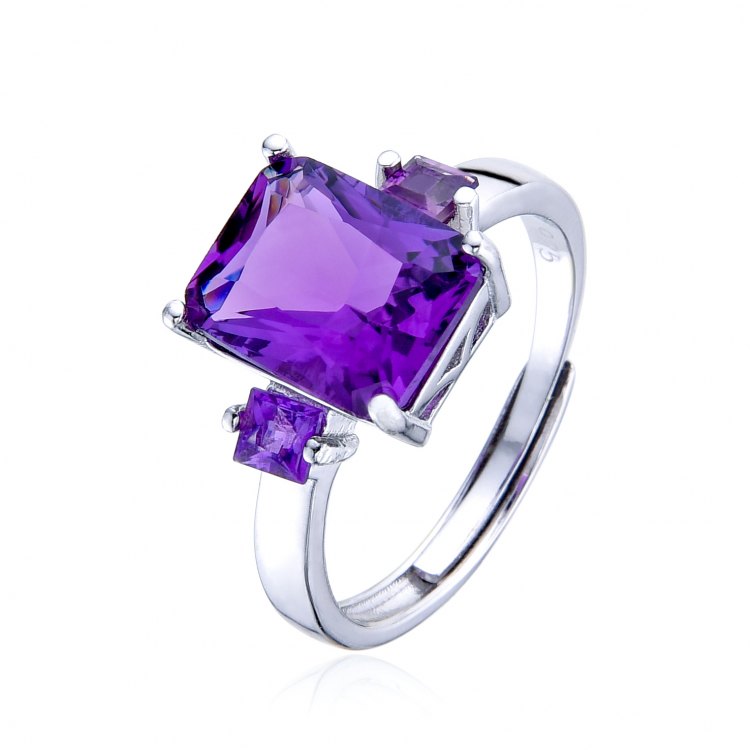 Ring aus Amethyst und 925er Silber