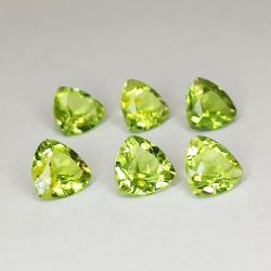 4pz Peridot Trilliant Cut 5x5mm