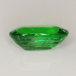 Tsavorite verde taglio ovale da 1,04 ct, 7,80 x 4,97 mm