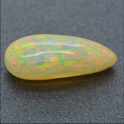 9,83 ct Opal-Cabochon-Schliff 23,52 x 9,26 mm