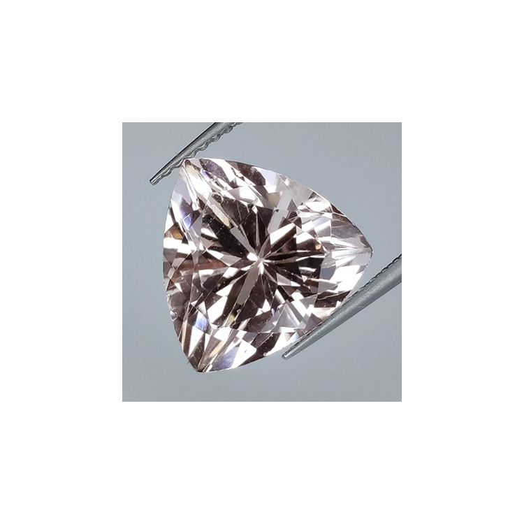 5,45ct Morganita talla Trilliant 12,08 x 11,90 mm