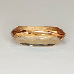 9,89 ct Champagner-Topas im Kissenschliff, 16,93 x 10,14 mm