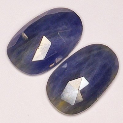 10,41 ct Saphir-Cabochonschliff 14 x 9 mm