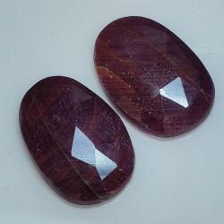 28,71 ct Rubin im Ovalschliff 20,99 x 14,30 mm