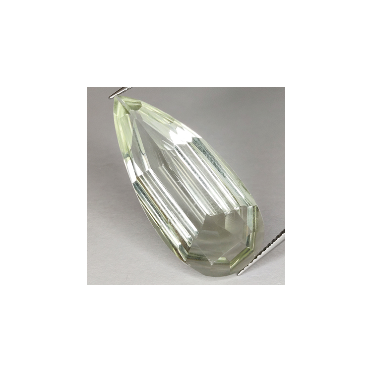 19,55 ct Amatista verde (prasiolita) talla oval 31,21 x 14,35mm 1pz