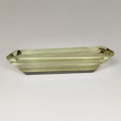 34,26 ct Prasiolite taille spéciale 35,09 x 15,56 mm