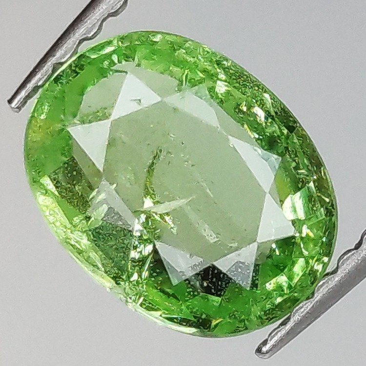 2,50 ct Émeraude hydrothermale taille émeraude 7,75 X 7,12 mm