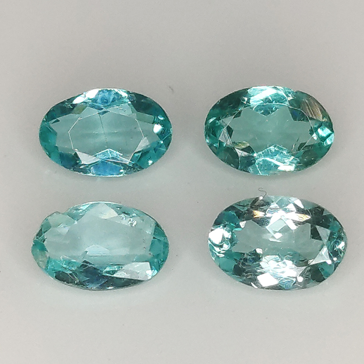 1 pz Apatite con taglio ovale 6x4 mm