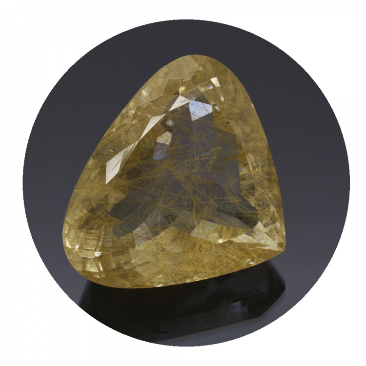 63,98 ct.Rutilquarz Birne