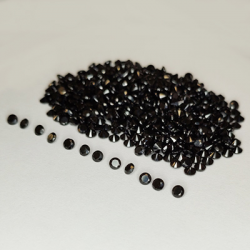 40,64 ct Spinelle noir taille ronde 2,5 mm