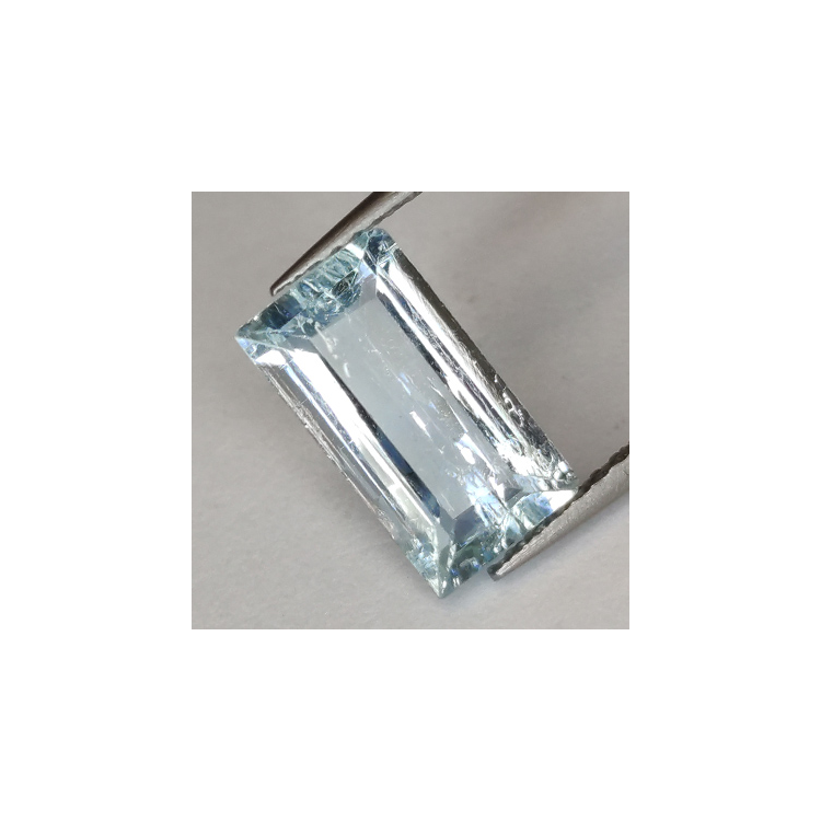 1,62 ct Aigue-marine taille rectangulaire 10,85 x 6,02 mm