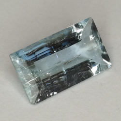 1.62ct Aguamarina talla Baguette 10.85x6.02mm