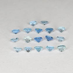 1.03ct Aquamarine Round Cut 2.5-2.6mm 17pcs