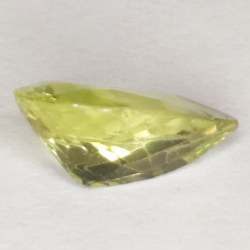 1,80ct Peridoto Verde Talla Pera 10.46x6,66mm