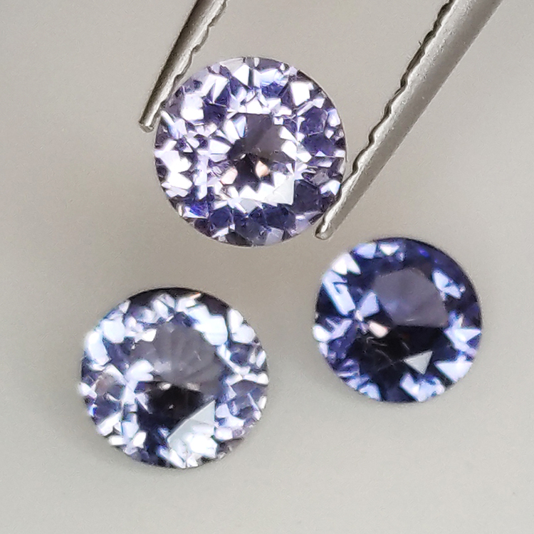 1,31ct Runder Spinell Größe 4,5-5mm