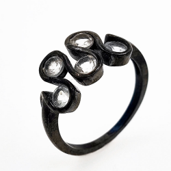 Anillo de gemas y Plata 925 bañado en rodio negro