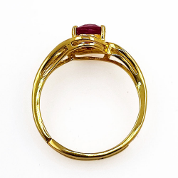 Ring aus gelbvergoldetem 925er Sterlingsilber und Edelsteinen
