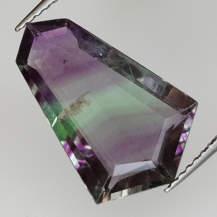 6,64ct Fluorita Blue John Talla Fantasía 17,7x12,1mm